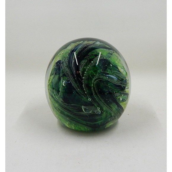 Kerry Art Glass Green Swirl Varying Shades Bubble Paperweight Ireland 3 1/2 In - Picture 3 of 9
